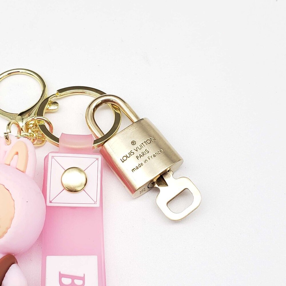 LV Gold Padlock & Key 🔒 Authentic Louis Vuitton Bag Unbranded Labubu Charm - Picture 4 of 8